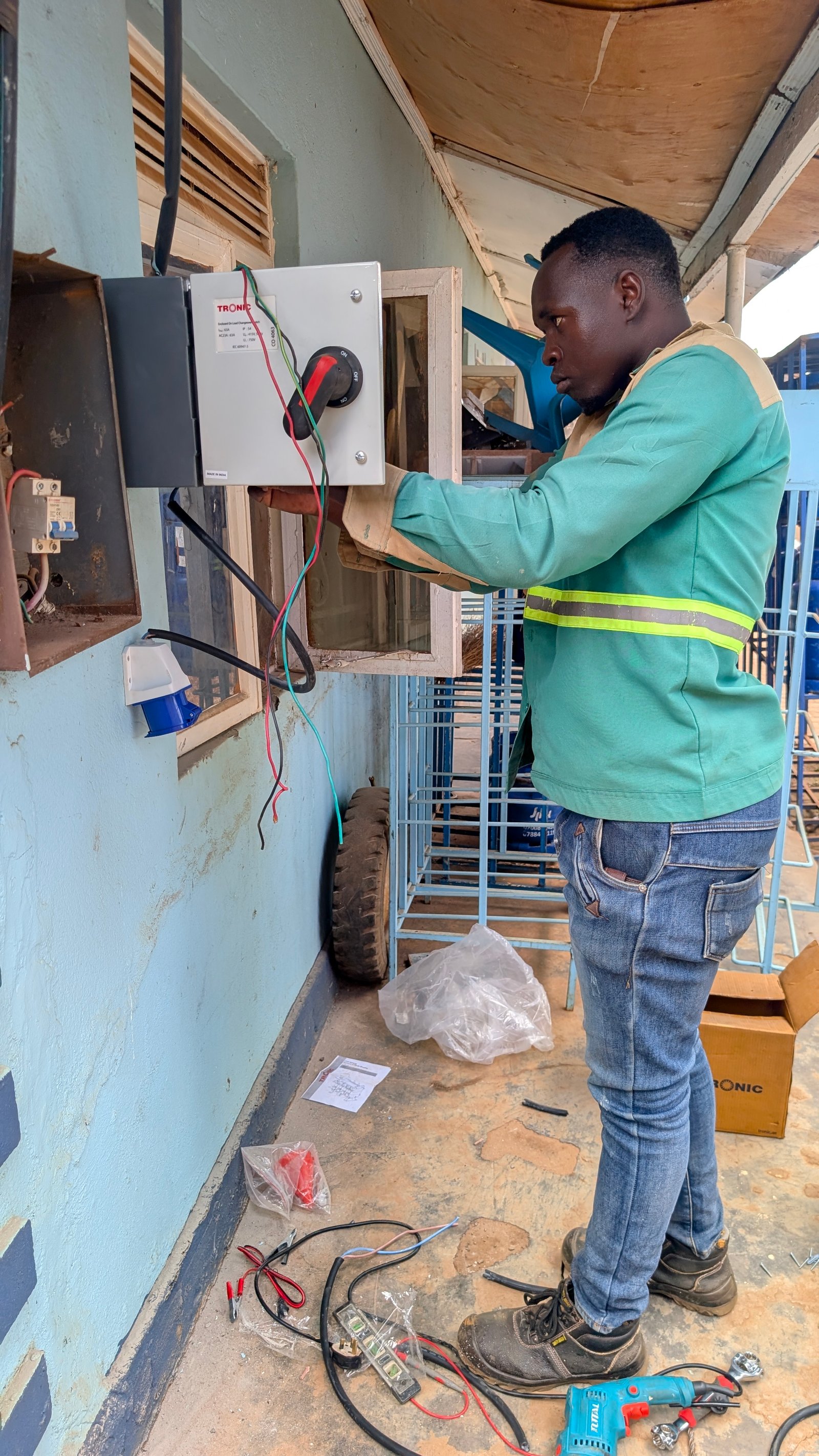 Electrical panel wiring